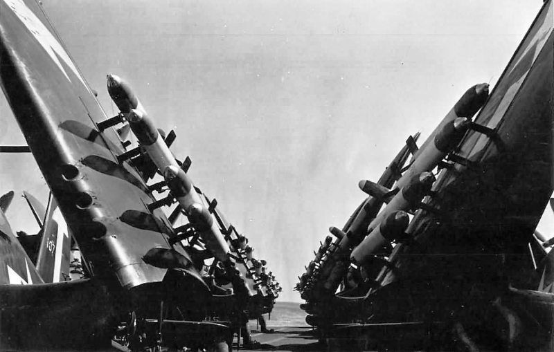Rocket_Loaded_Wings_of_Vought_F4U-1D_Corsairs_aboard_Aircraft_Carrier_USS_Bunker_Hill_1945_zpsvtvoxb0h.jpg