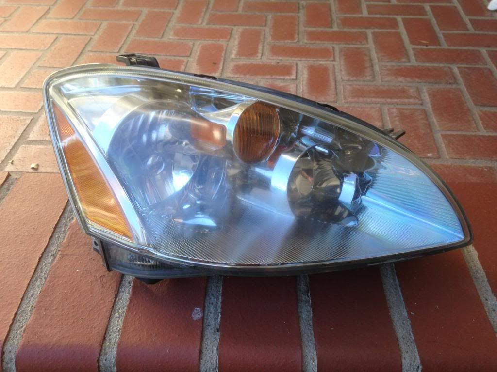 02 03 04 Nissan Altima right (Passenger side) headlight OEM, Factory photo photo1_zps5b552237.jpg