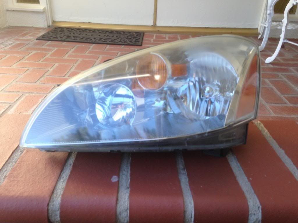 02 03 04 Nissan Altima left (driver side) headlight OEM, Factory photo photo1_zpsd22051f9.jpg