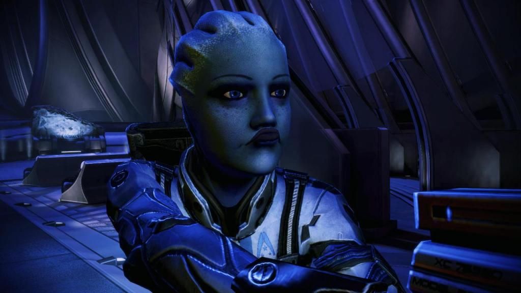 liara_lipme_zps5ee3d4ad.jpg